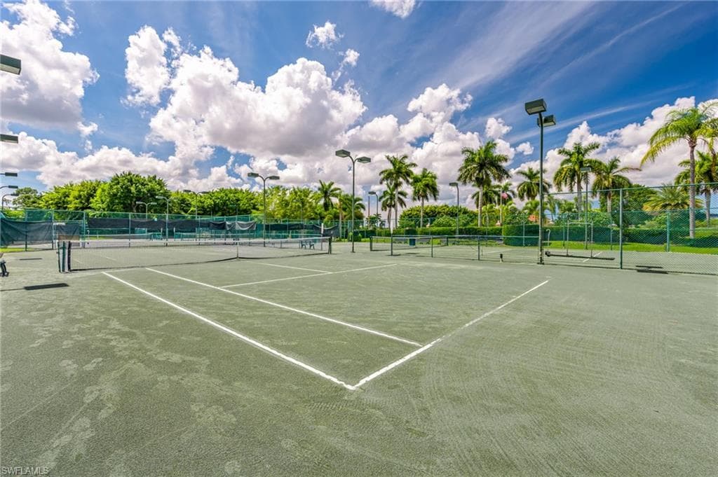 6930 Huntington Lakes CIR 203-21