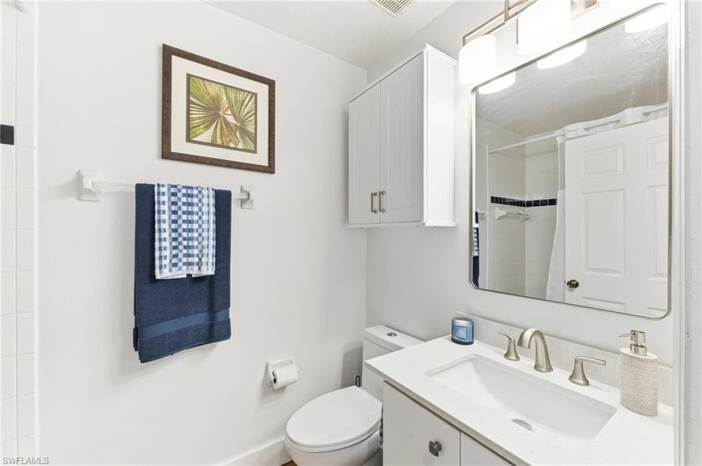 6930 Huntington Lakes CIR 203-13