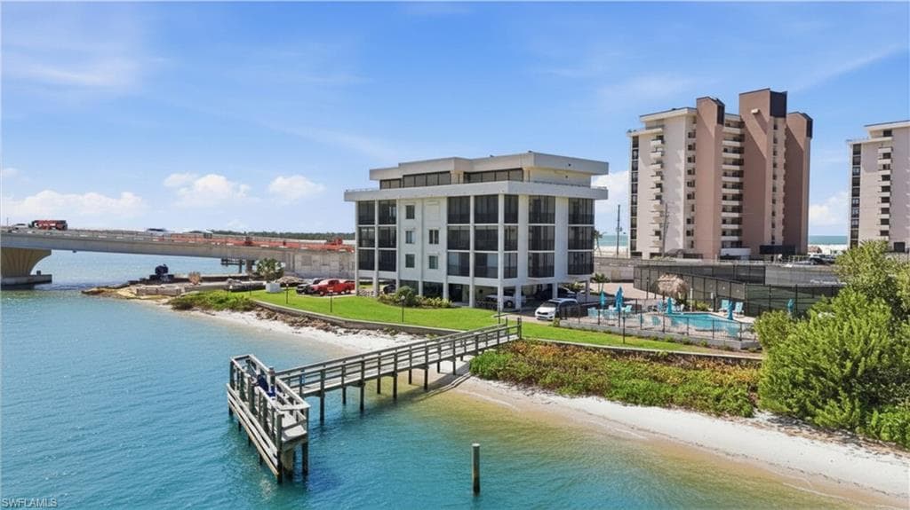 8403 Estero BLVD 201-6