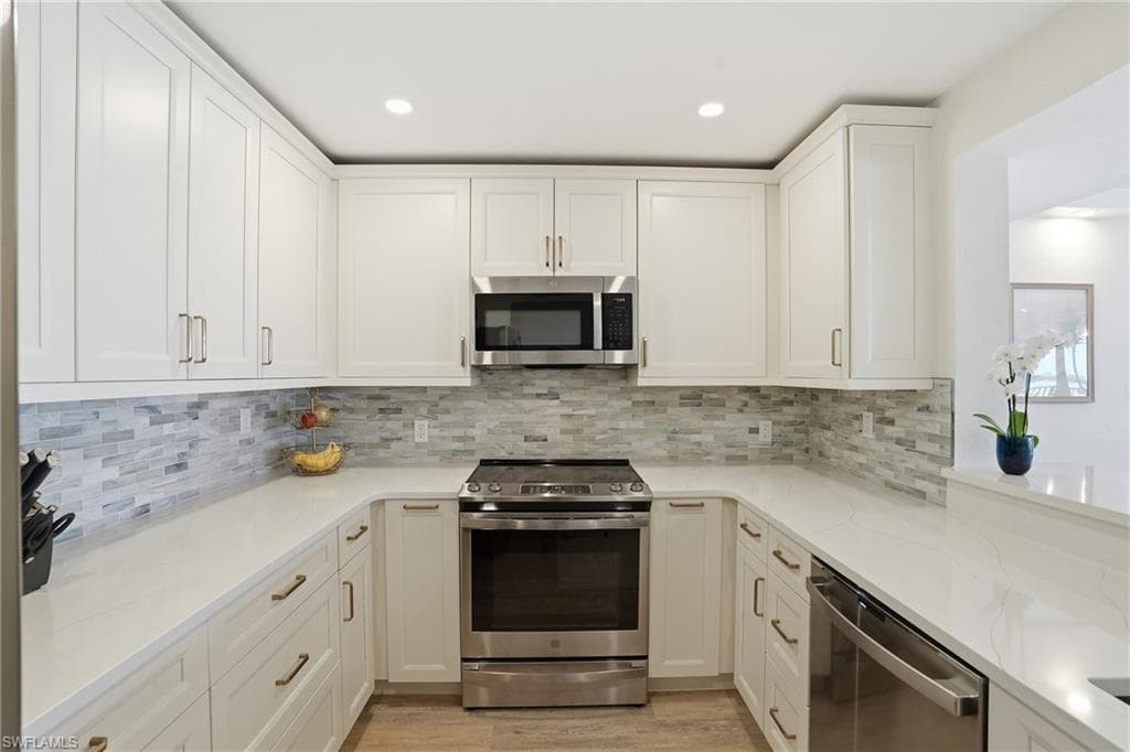 8403 Estero BLVD 201-19