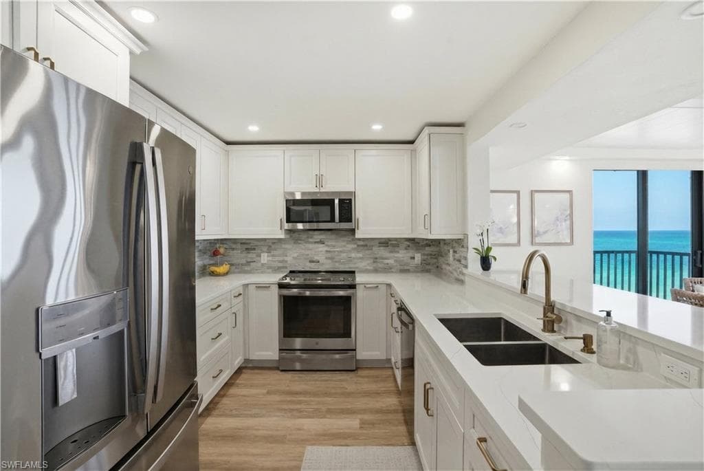 8403 Estero BLVD 201-18