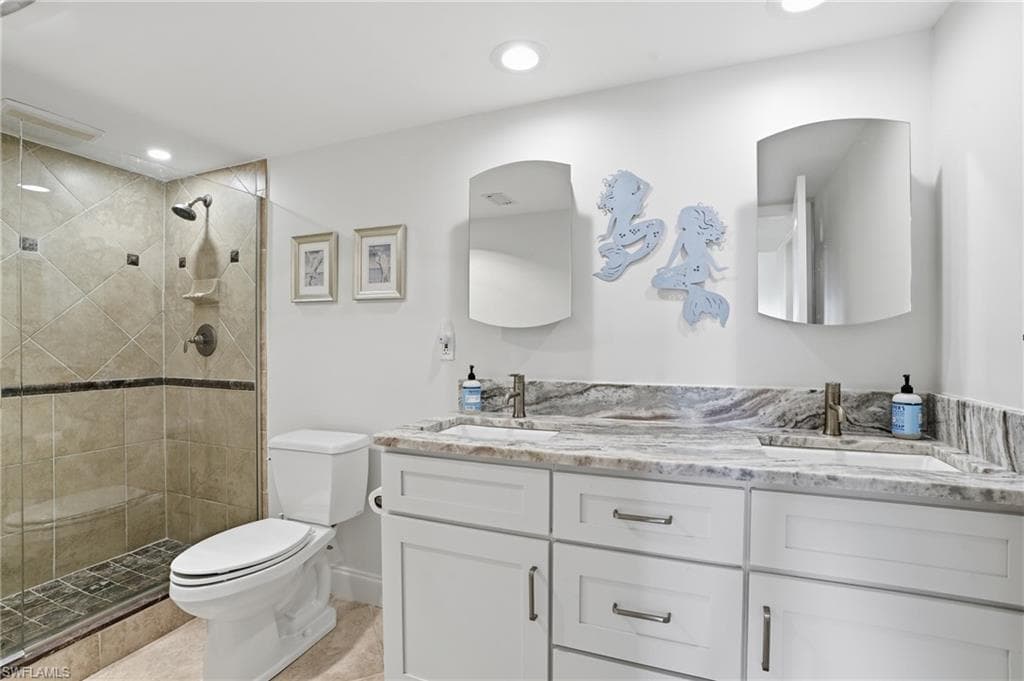 8403 Estero BLVD 201-28