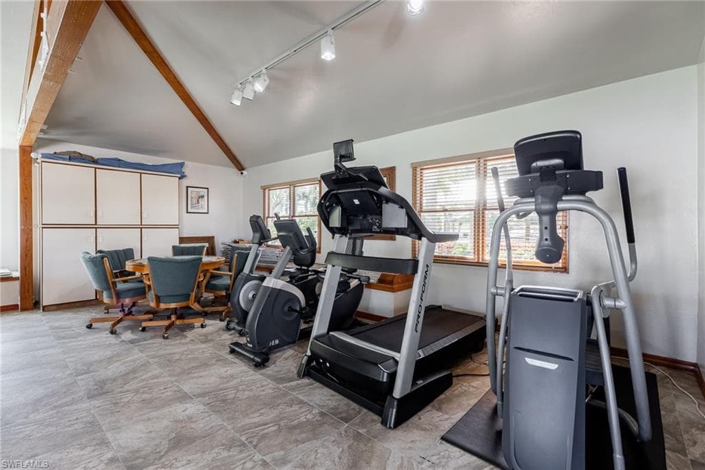 9273 Palm Island CIR-42