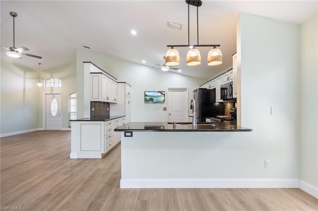 9273 Palm Island CIR-15