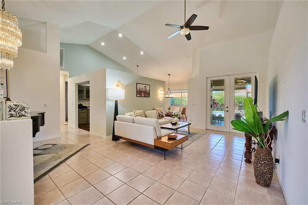 186 Muirfield CIR-8