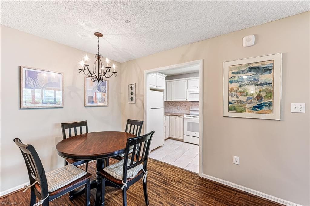 900 Arbor Lake DR 9-101-5