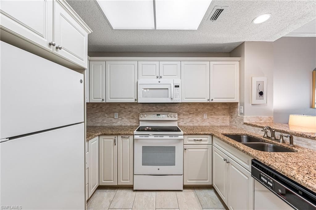 900 Arbor Lake DR 9-101-6