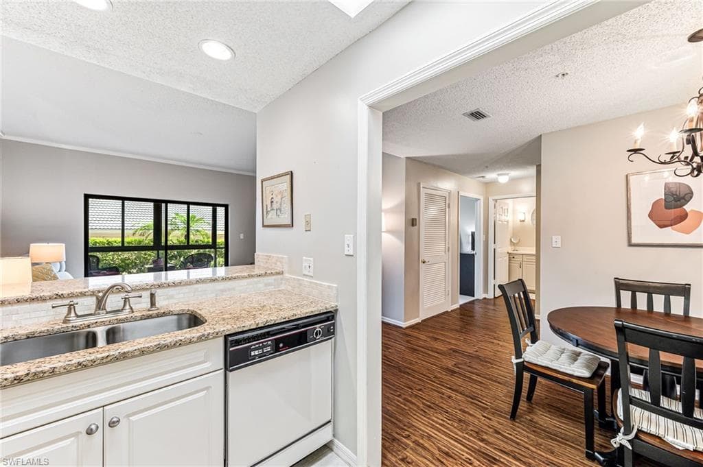 900 Arbor Lake DR 9-101-9