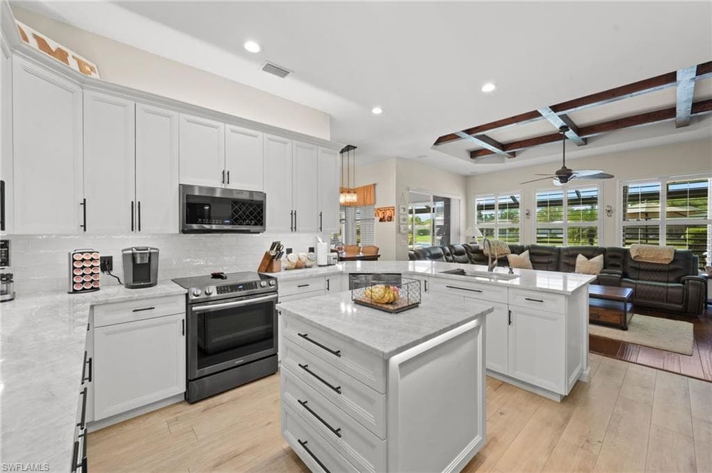 9100 Kings Cove CT-5