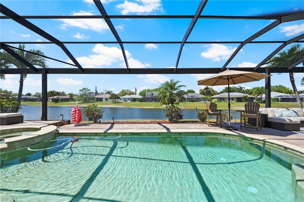 9100 Kings Cove CT-40
