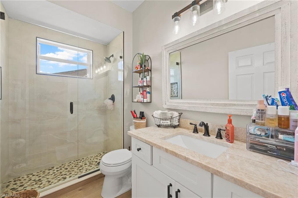 9100 Kings Cove CT-17