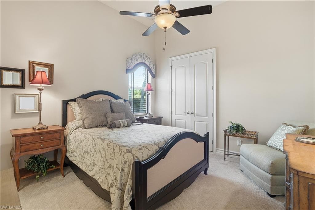 9450 Monteverdi WAY-23