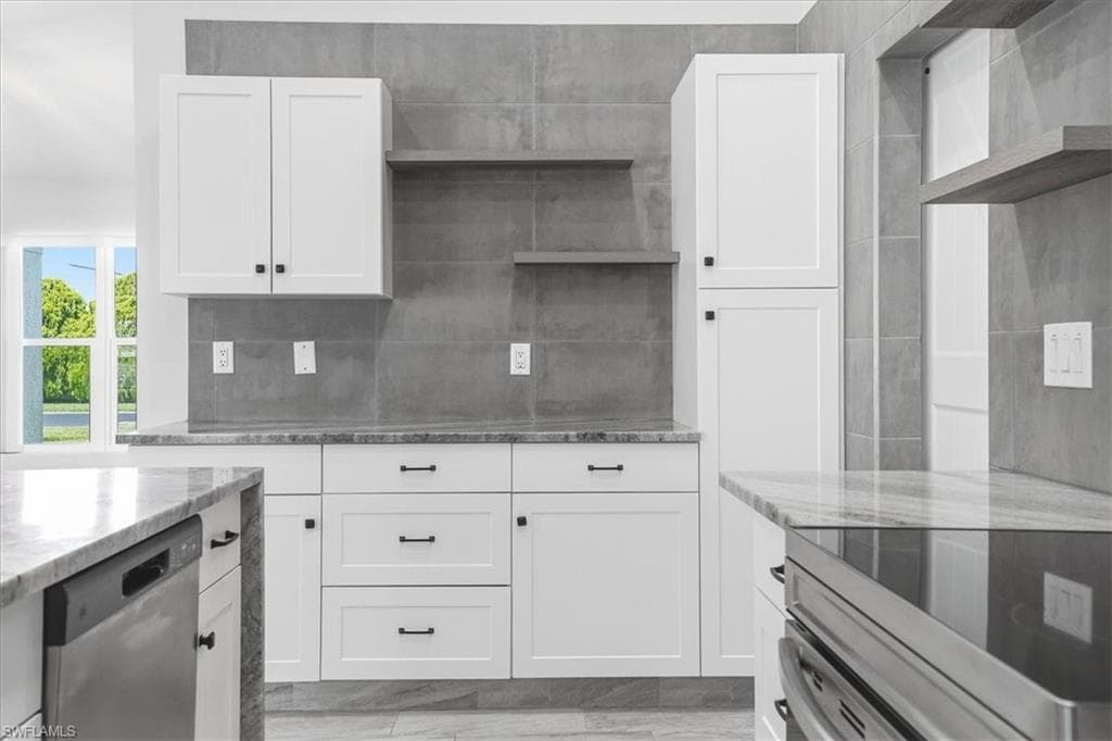 10225 Boca CIR-5