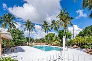 10225 Boca CIR-16