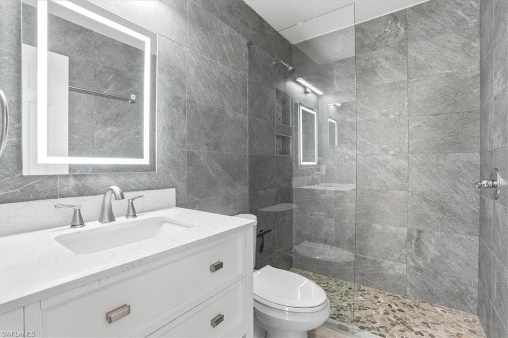 10225 Boca CIR-10