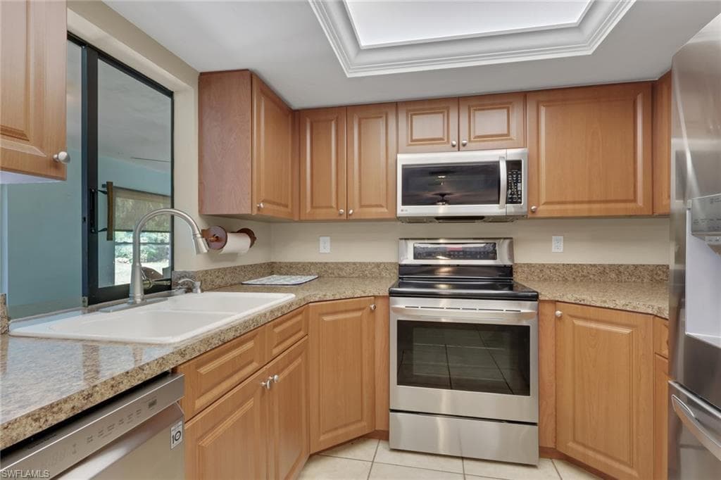 19929 Petrucka CIR N-9