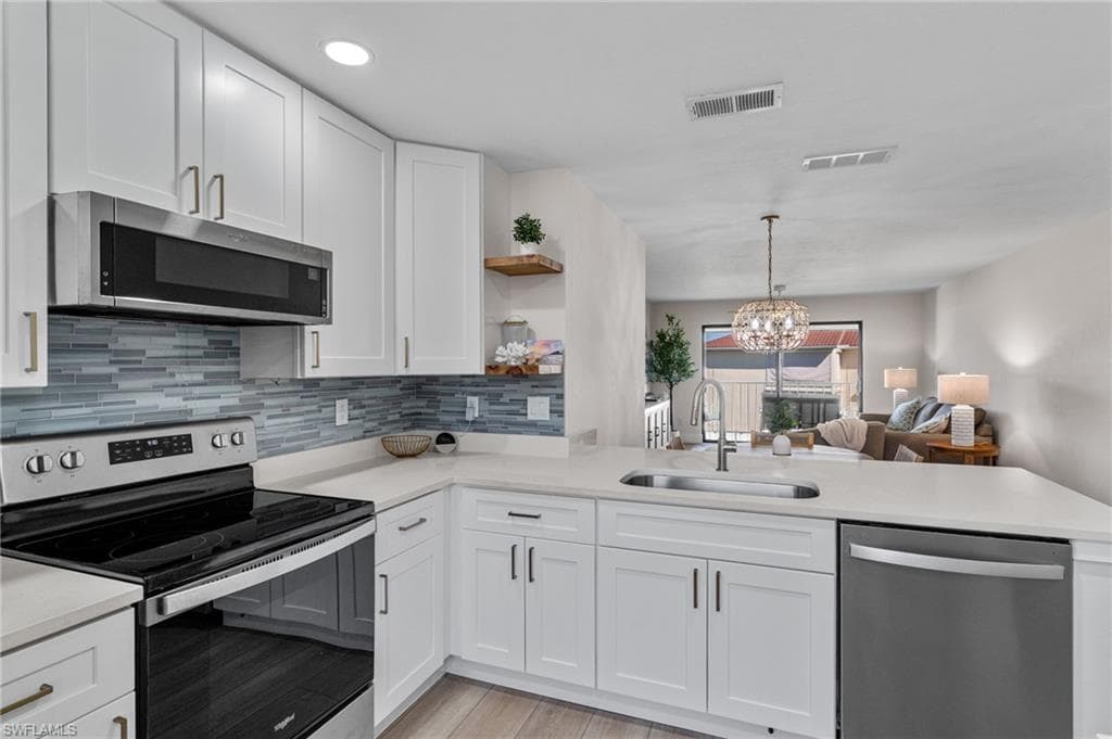 11220 Caravel CIR 302-1