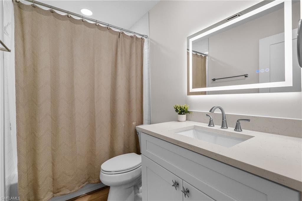 11220 Caravel CIR 302-13