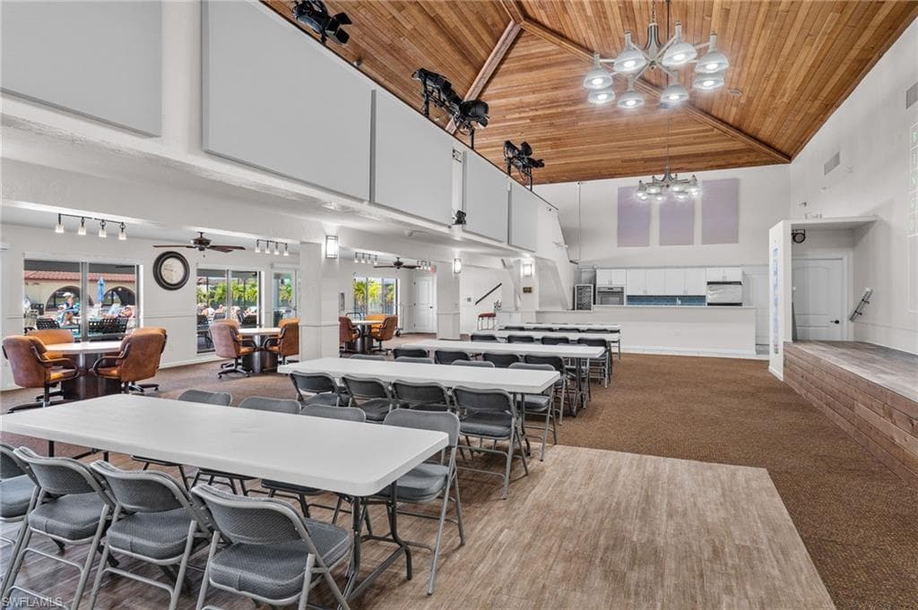 11220 Caravel CIR 302-24