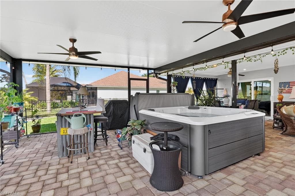 2424 Longboat DR-18