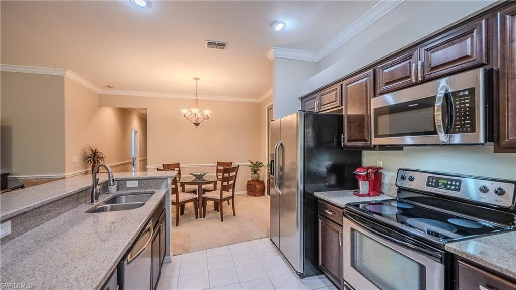 20695 Country Barn DR-12