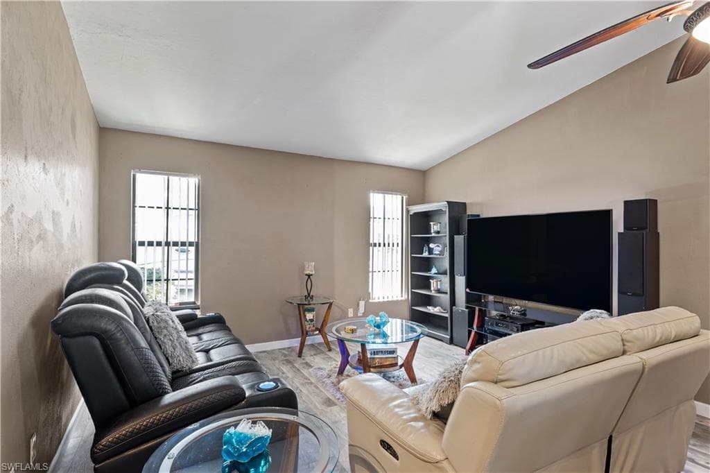 241 Connecticut AVE-14