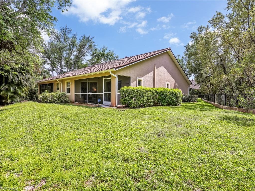3515 Avion Woods CT 801-17