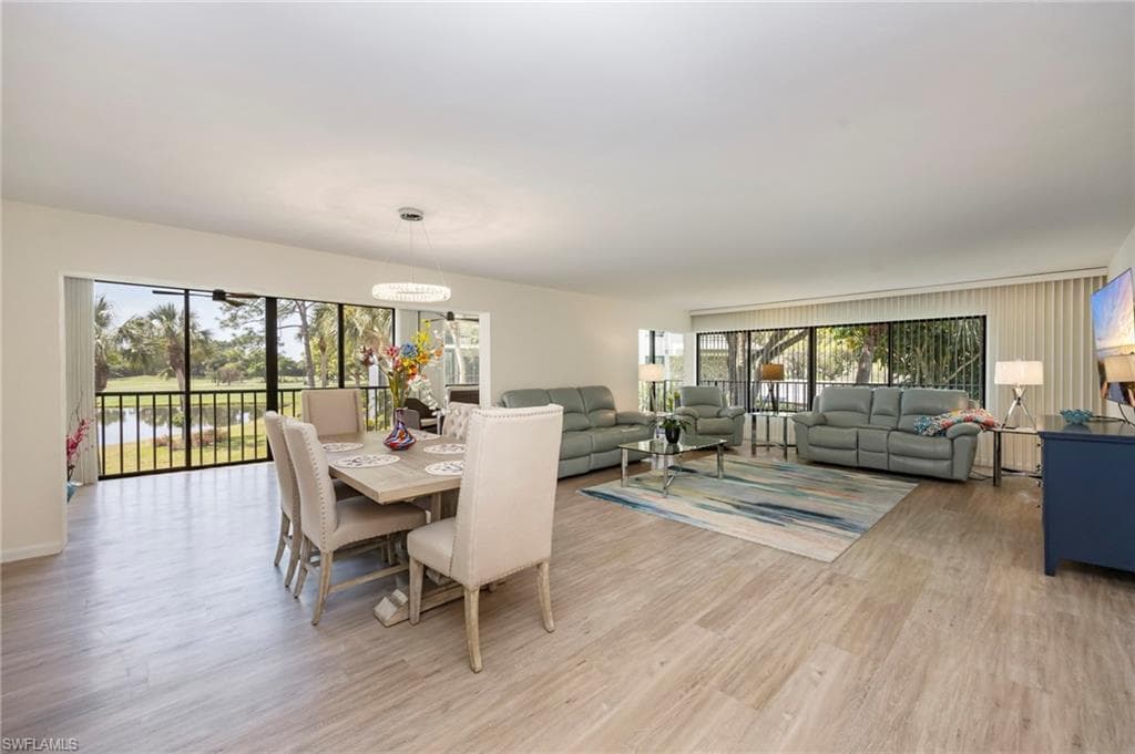 425 Wildwood LN-1