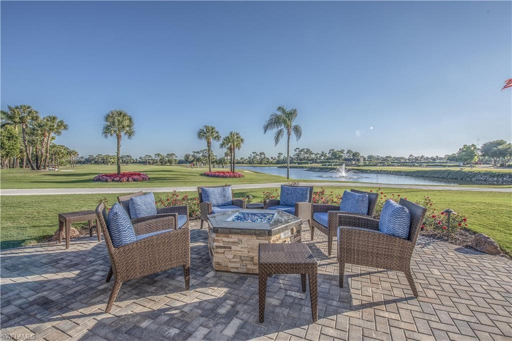425 Wildwood LN-32