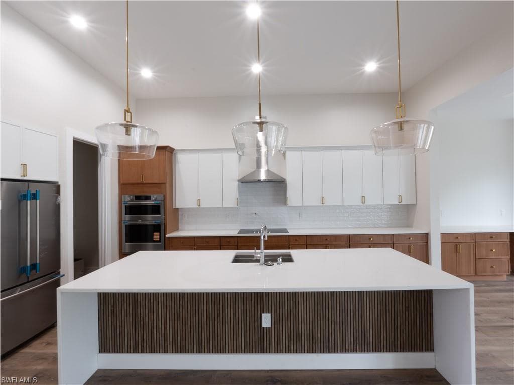 1257 22nd AVE N-1