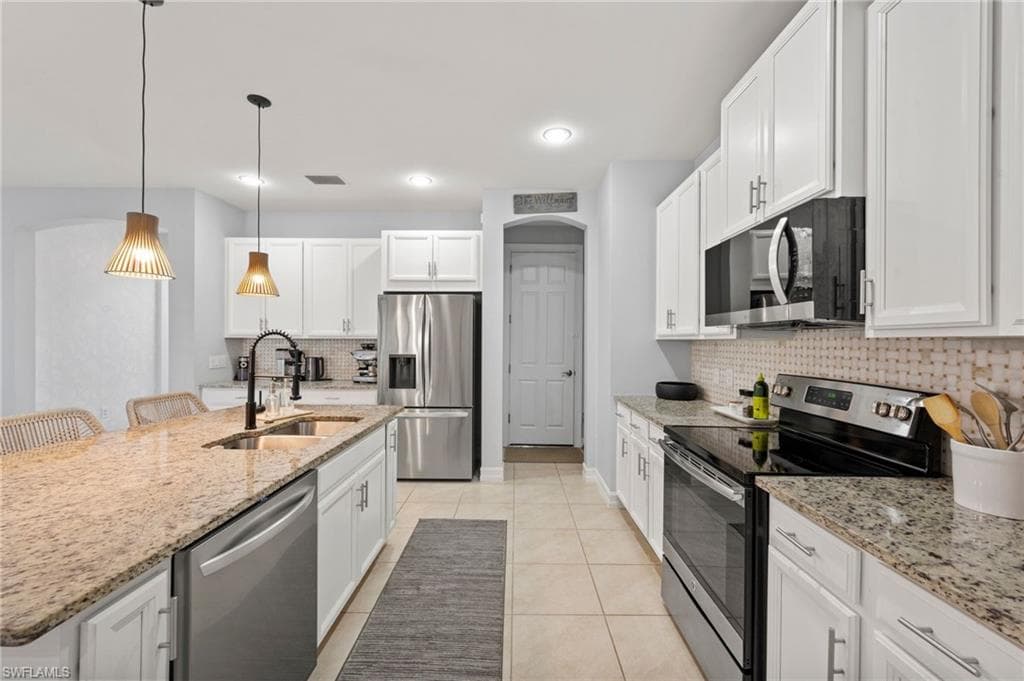 16266 ABERDEEN WAY-17