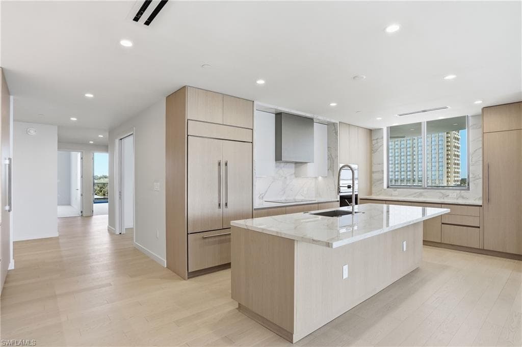 5100 Seagrass BLVD 306-23