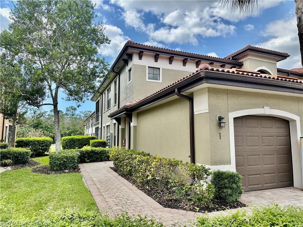 1303 Verde DR 1603-2