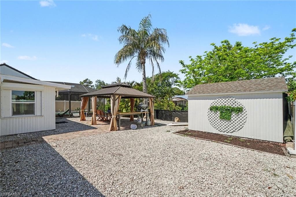 27044 Williams RD-25