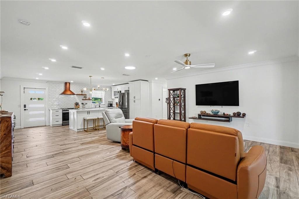 27044 Williams RD-3