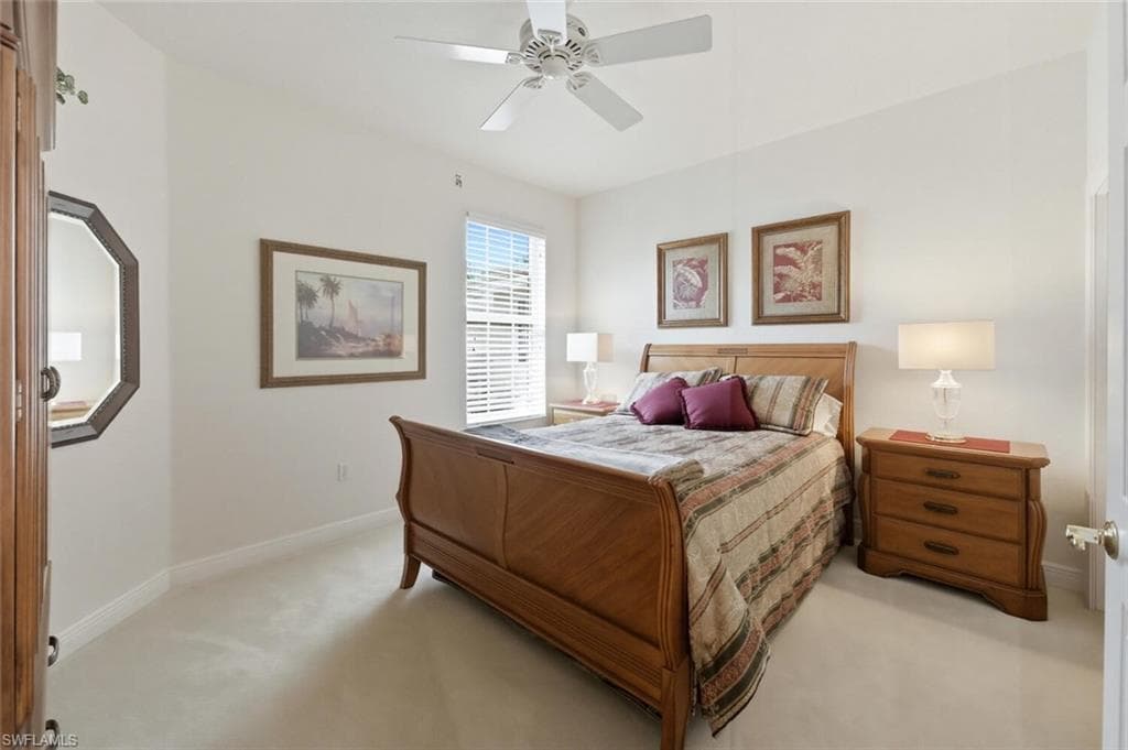 4945 Shaker Heights Ct CT 202-33
