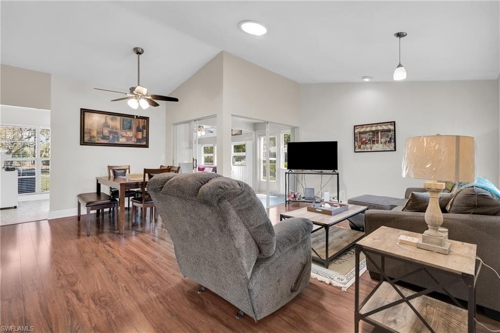 10438 Lakeport CT-3