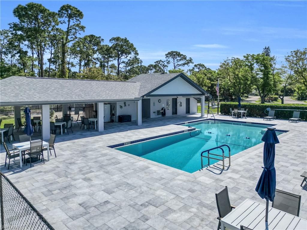 10438 Lakeport CT-24