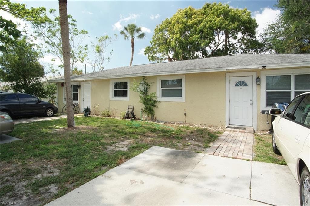 4107 Mindi AVE-1