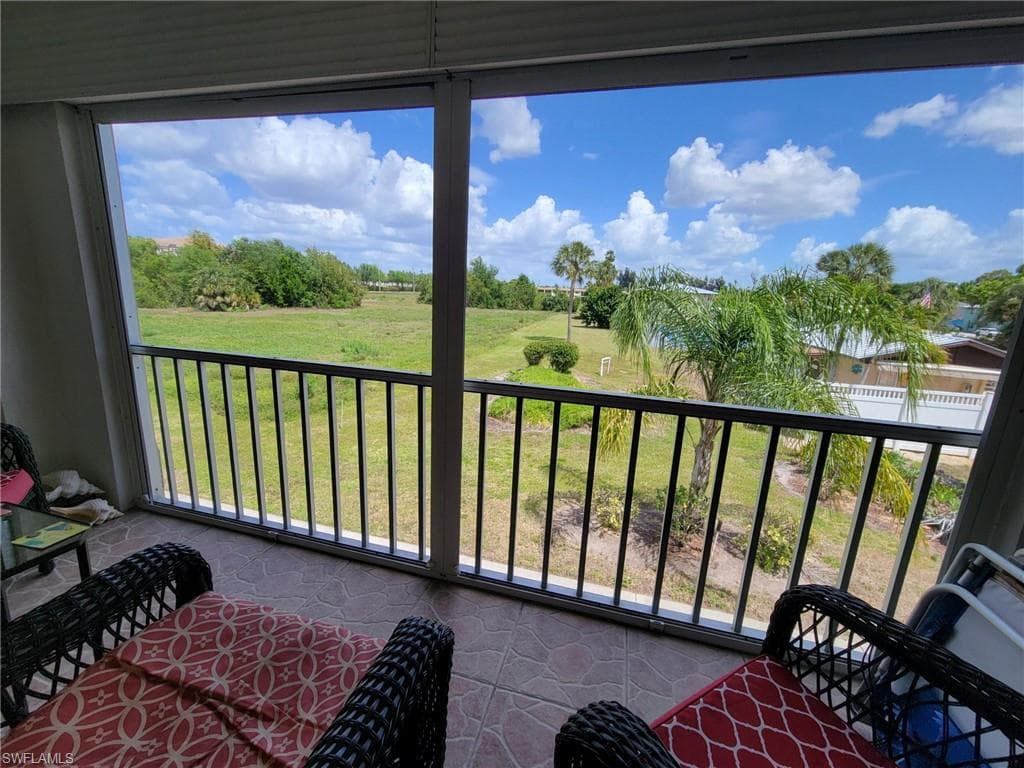 16051 Dublin CIR 202-7