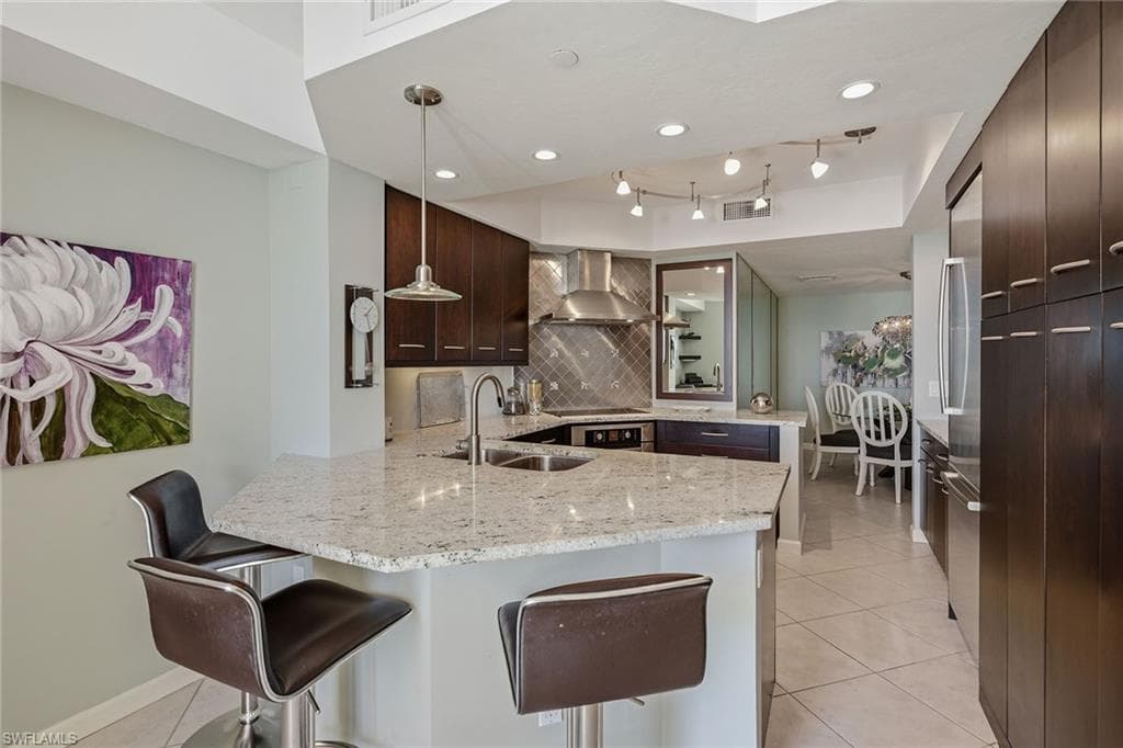 980 Cape Marco DR 507-3
