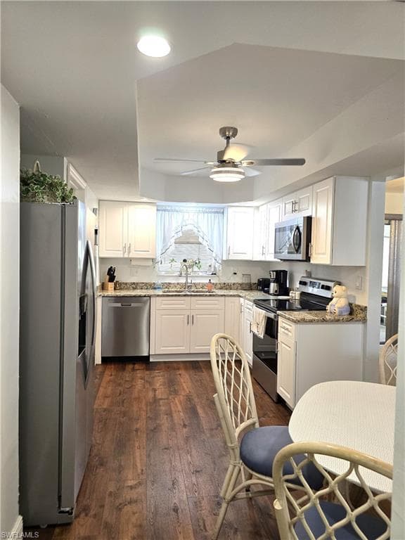 5705 Harbour Club RD-25