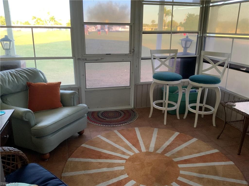 250 Palmer BLVD-2
