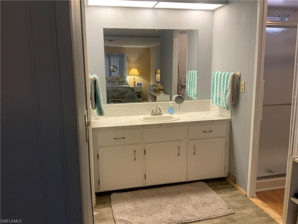 250 Palmer BLVD-8