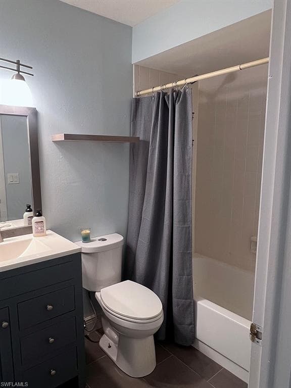 3906 SE 11th PL 606-1
