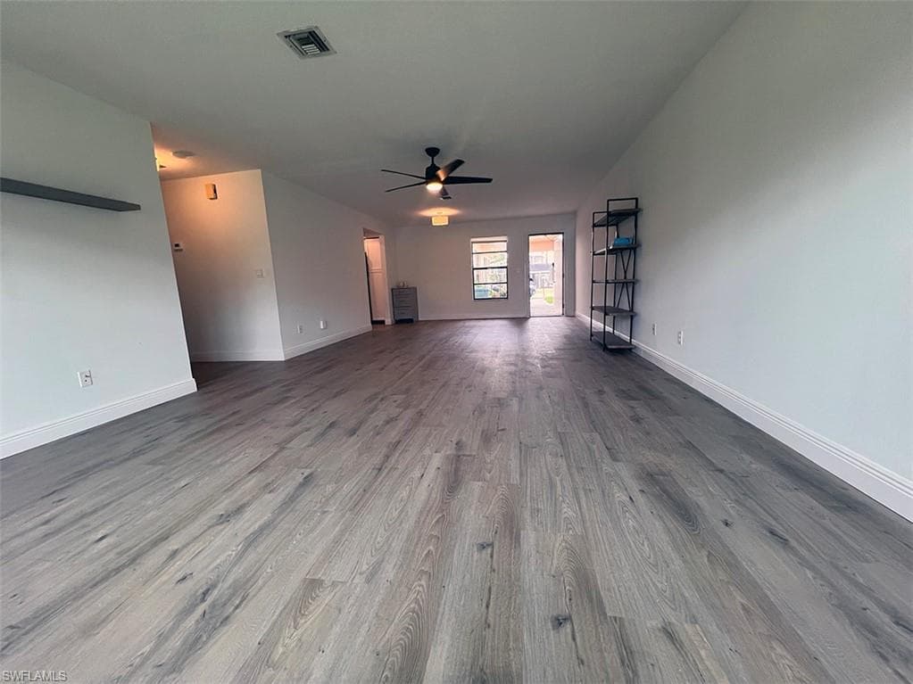 3906 SE 11th PL 606-10
