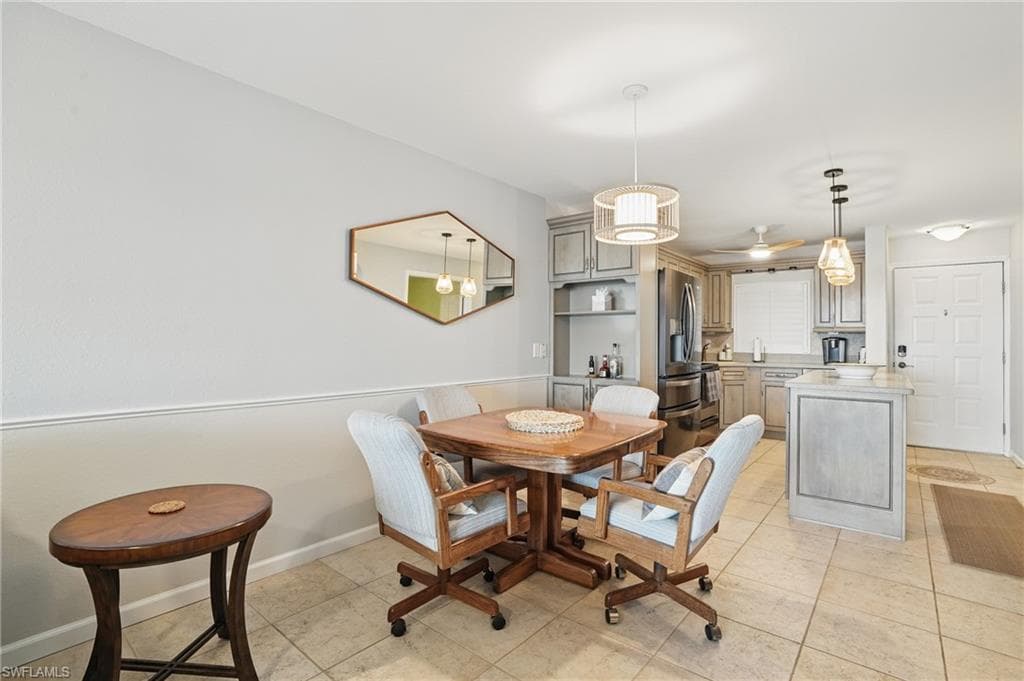 6891 Estero BLVD 362-5