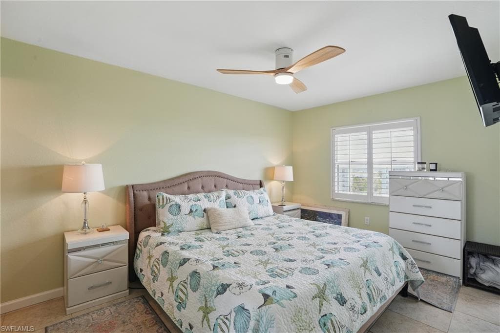 6891 Estero BLVD 362-11