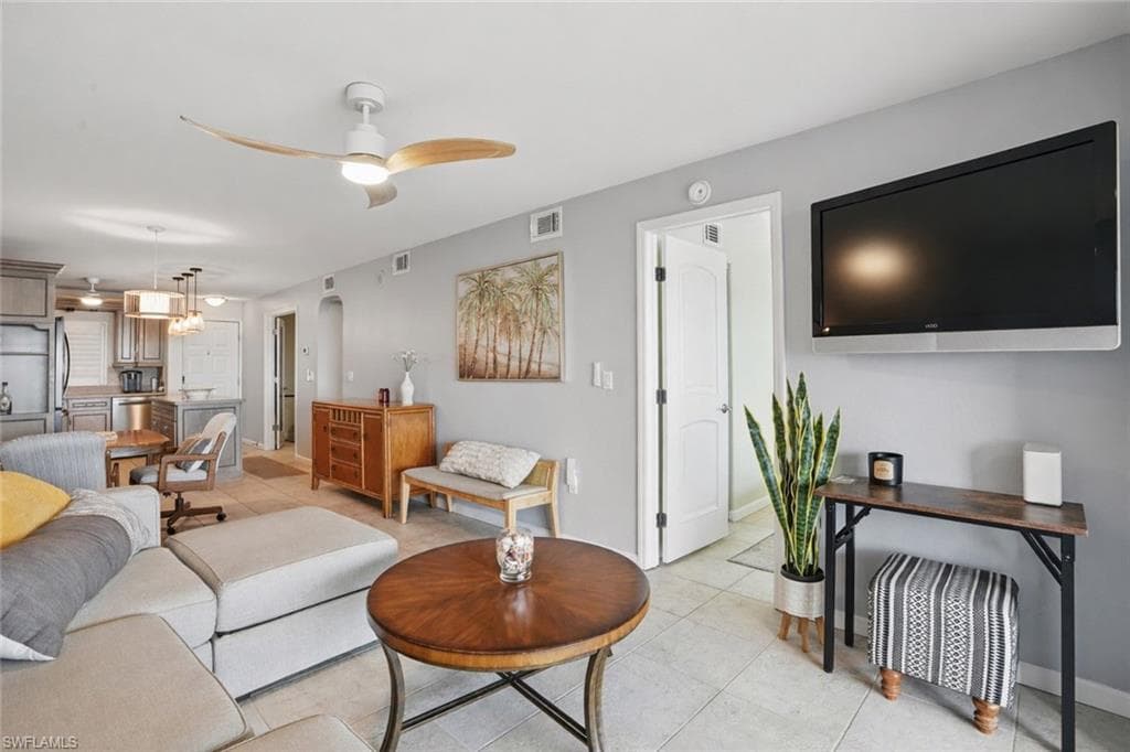 6891 Estero BLVD 362-2