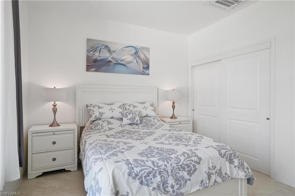 1775 Waterfall CT-23
